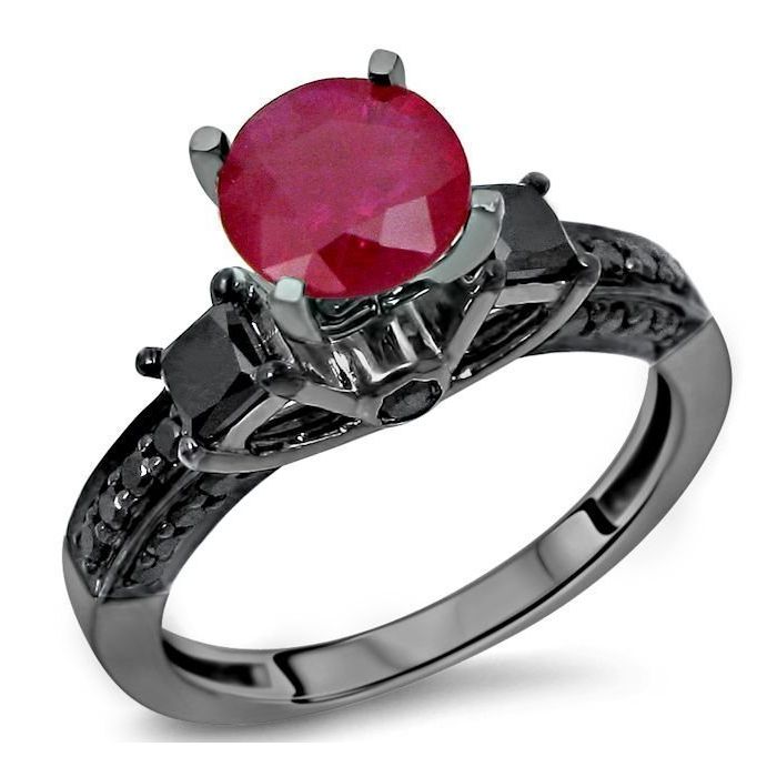 Grande Ruby Eternity Ring 5 / 18kt pink gold | bespoke fine jewelry
