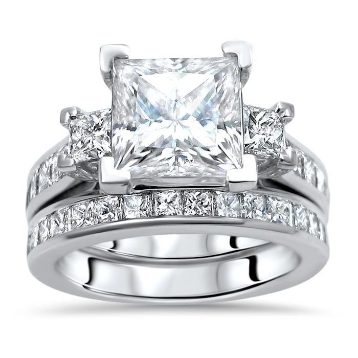 2.00 Ct Colorless Princess Cut Moissanite Ring 14KT Rose Gold Ring Halo Wedding Ring Three Stone Halo Ring Anniversary Gift Bridal Set